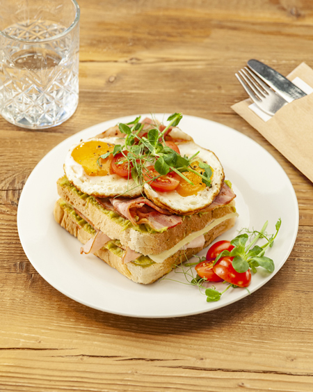 Tři nové snídaně, které vám zpříjemní každé ráno – rozšířená nabídka našeho Bistro Lhotka